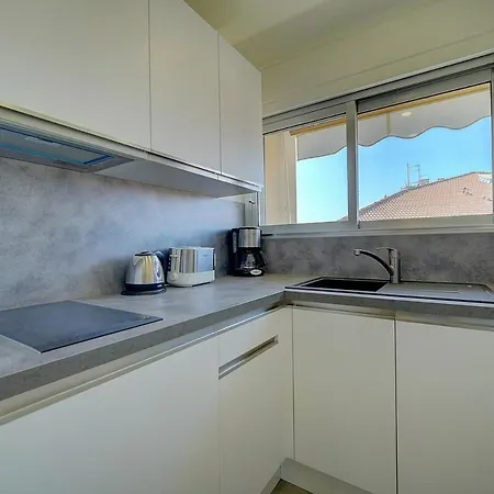 Cosy Balcon, Proche Plages- Centre A0b166 *
